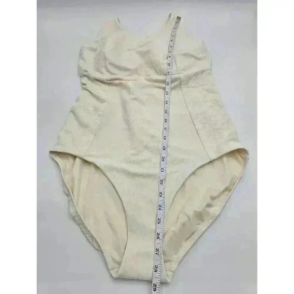 Elegant Cream One-Piece Swimsuit - Picture 4 of 16